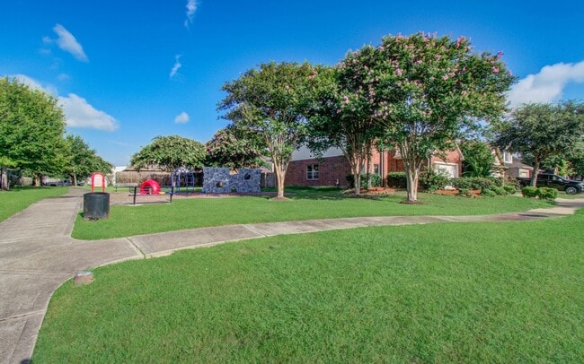 Building Photo - 14034 Chelseahurst Ln