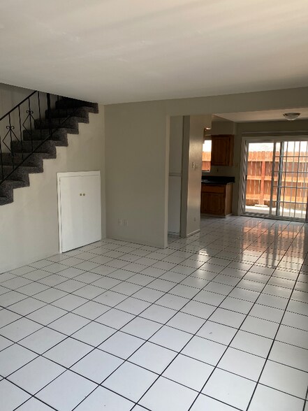 Building Photo - 3709 Gibson Rd