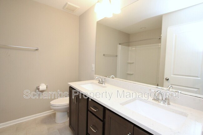 Building Photo - 1043 Myers Point Dr