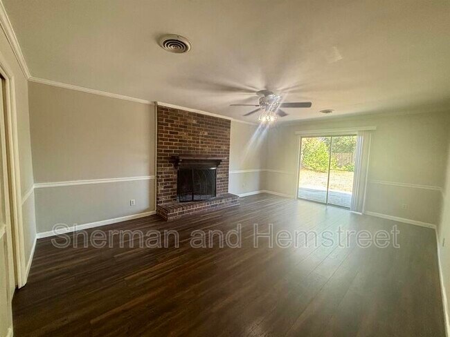 Building Photo - 4047 Indian Creek Rd