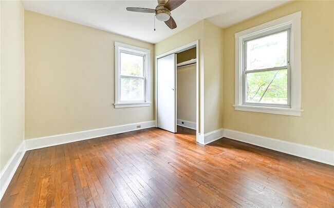 Building Photo - 1168 Jancey St