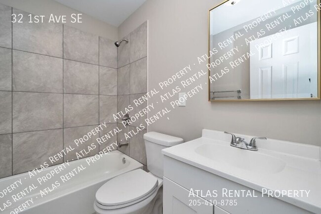 Building Photo - 32 1st Ave SE