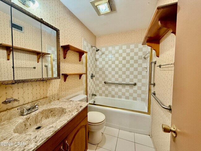 Building Photo - 3113 W 20th Ct