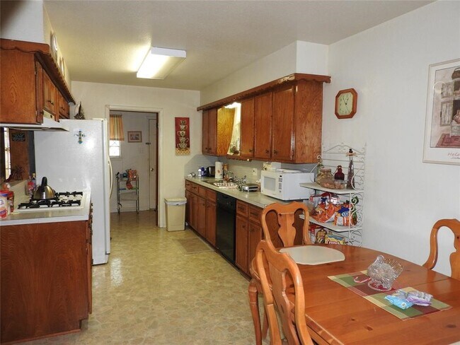 Building Photo - 21547 Binford Rd