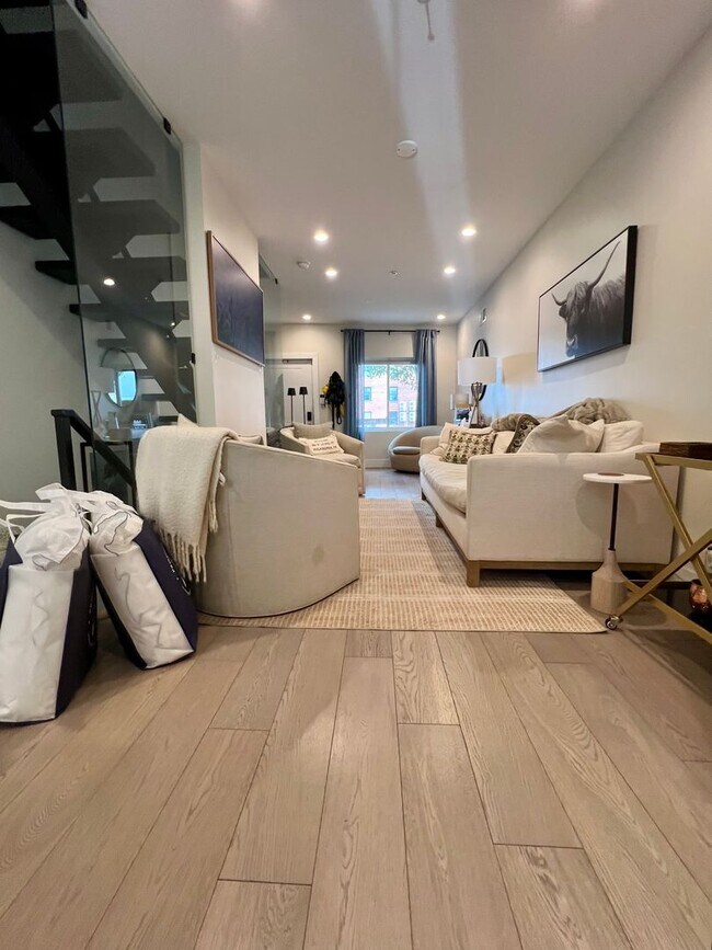 Building Photo - Gorgeous 3-Bedroom (or 2BR + Office) Townhome in the Heart of Northern Liberties! Available July ...