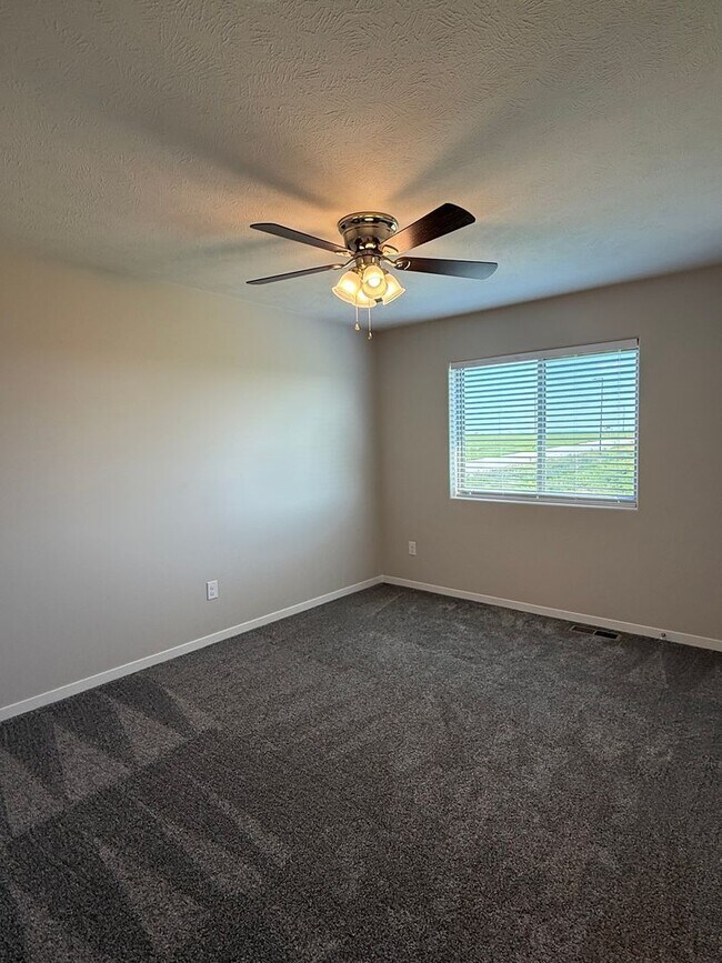 Building Photo - Brand New Spacious 2-Story with 3 bedrooms...