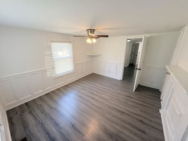 Building Photo - Charming, spacious 3-Bedroom Home in Central Columbia