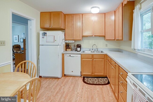 Building Photo - 13888 Montoclair Ln