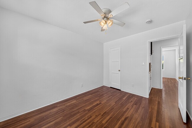 Building Photo - 3628 Highland Ave