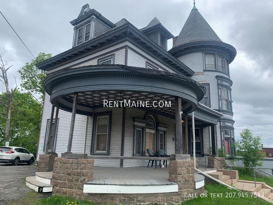 Building Photo - 145 Union St