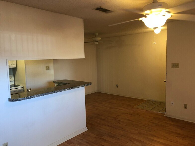 Building Photo - 2109 Horizon Trail