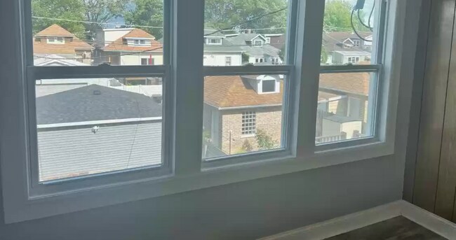 Building Photo - 4155 N Marmora Ave