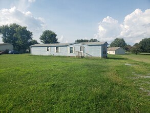 Building Photo - 5006 Willow Run Dr
