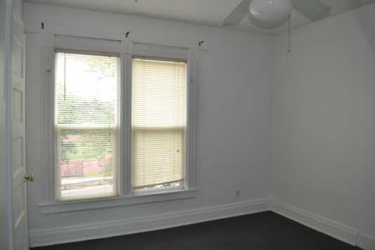 Building Photo - 5 Bed 3 Bath House