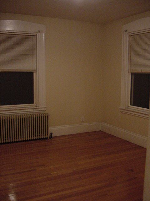 Building Photo - 335 Dorchester St
