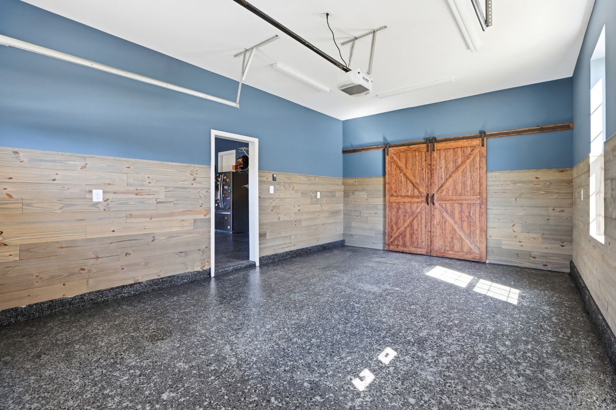 Building Photo - 6702 Savannah Dr