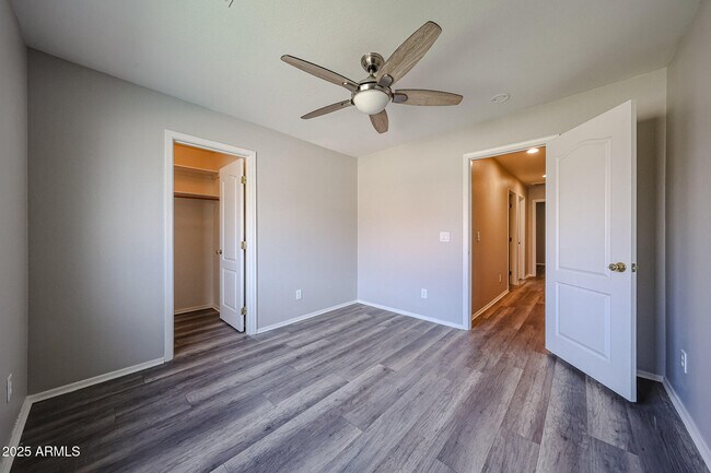 Building Photo - 3840 E Campbell Ave