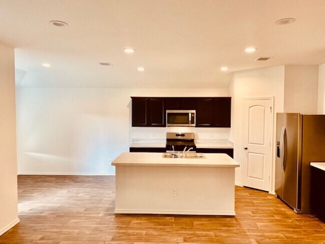 Building Photo - . BEAUTIFUL BRAND NEW 3 BEDROOM BATH HOME ...