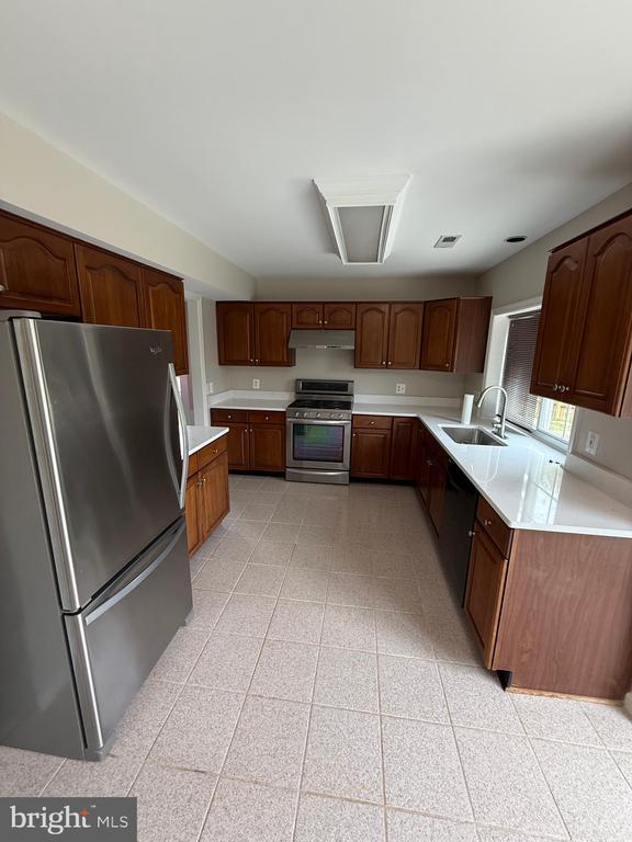 Building Photo - 918 Catoctin Cir NE