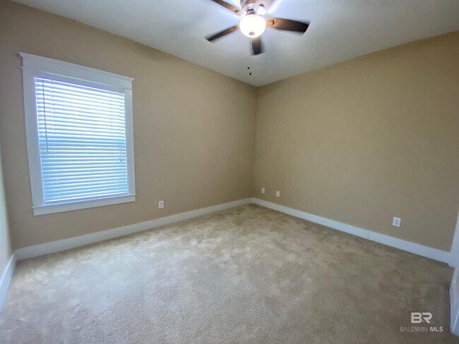 Building Photo - 26646 Augustine Drive