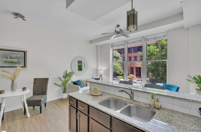 Building Photo - COMING SOON! Fully Furnished Condo