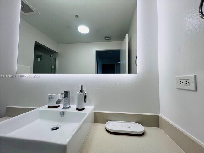 Building Photo - 3301 NE 1st Ave