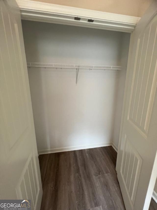 Building Photo - 2918 Hillside Pl