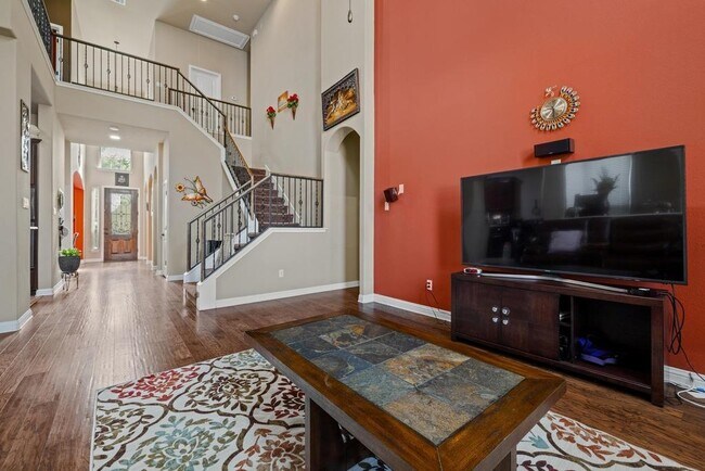 Building Photo - 614 Spanish Mustang Dr