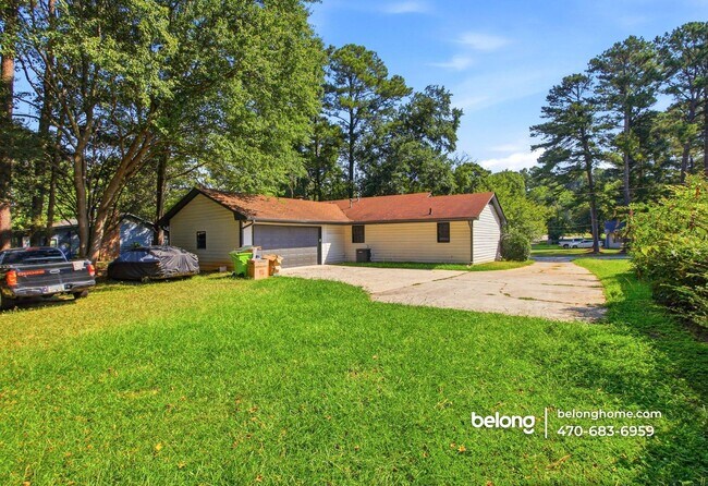 Building Photo - 30 Fairfield Dr