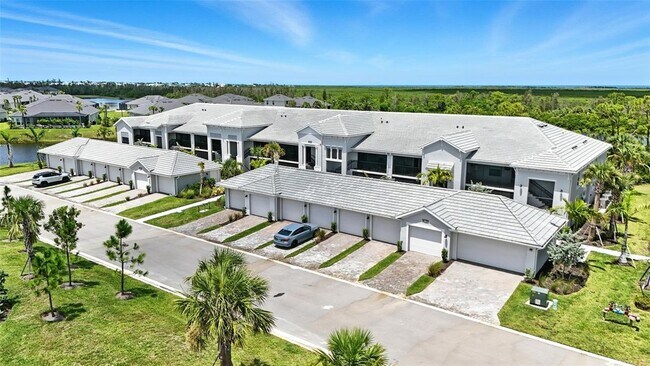 Building Photo - 14281 Heritage Landing Blvd