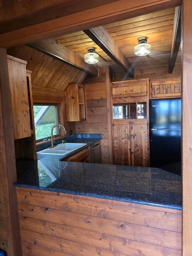 Building Photo - Charming 2-Bedroom Retreat in Ferndale