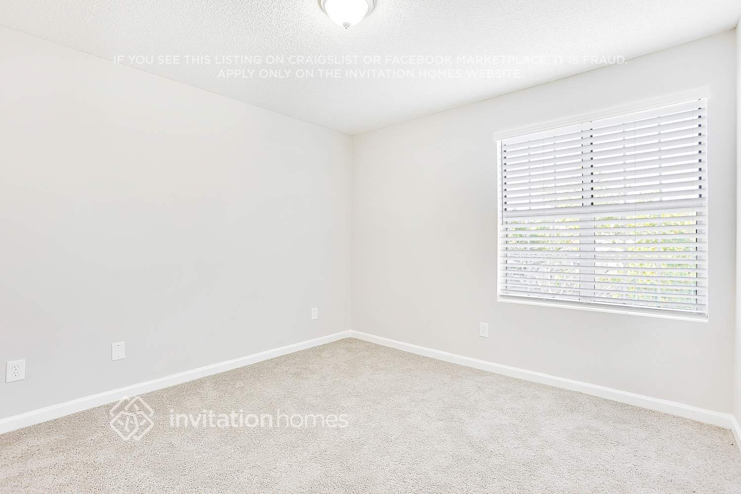 Building Photo - 884 Kilkenny Cir