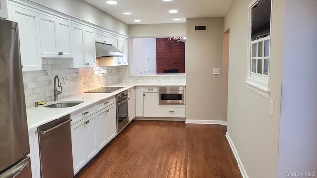 Building Photo - 91 Duck Pond Dr