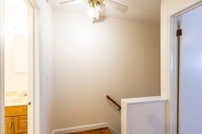 Building Photo - 223 Stribling Ave