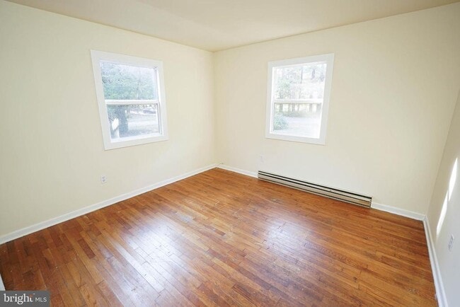 Building Photo - 5629 Rip Wil Dr