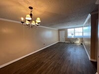 Building Photo - 2 BR CONDO NEAR LSU