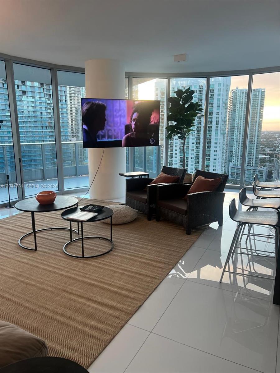 Building Photo - 200 Biscayne Boulevard Way