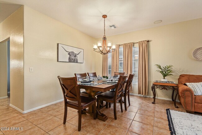 Building Photo - 31748 N Blackfoot Dr