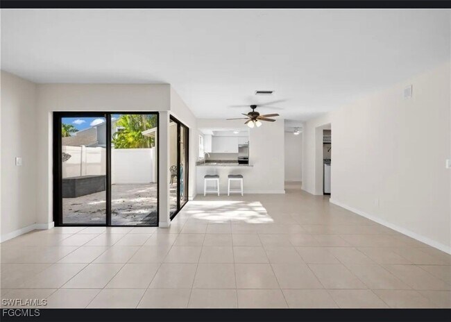 Building Photo - 1416 SW 50th St