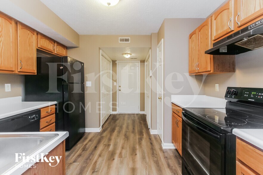 Building Photo - 3661 Cedar Pine Pl