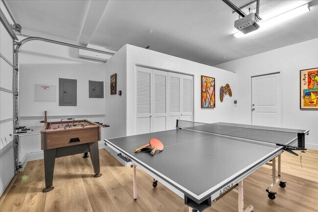 Building Photo - 83796 Moreno St