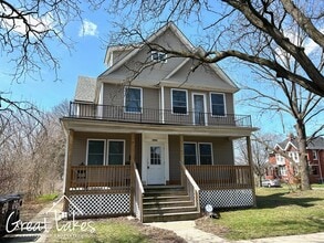 Building Photo - 4437 Avery St