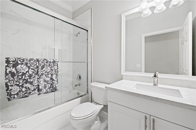 Building Photo - 10392 Autumn Breeze Dr