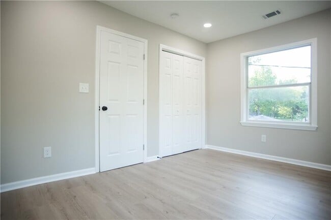 Building Photo - 3561 Misty Valley Rd