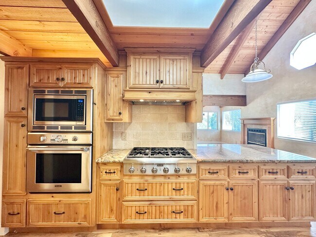 Building Photo - Beautiful Home, in Quiet Country Setting, Large, Private, Fenced Yard Space, with Landscaper Incl...