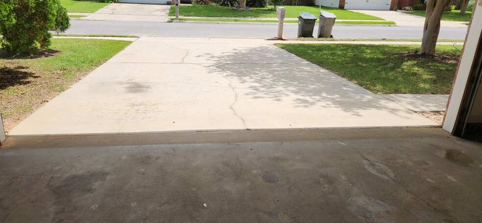 View of driveway from garage - 2318 Tall Oak Dr