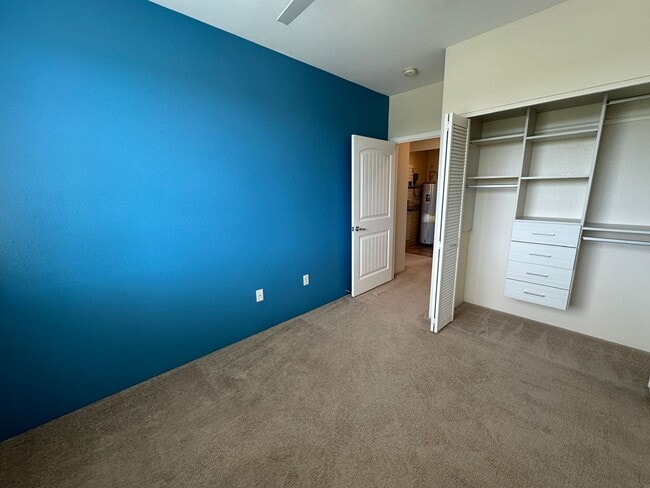 Building Photo - Welcome to the second city of Kapolei. Thi...
