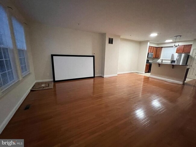 Building Photo - 21910 Weeping Willow Ln