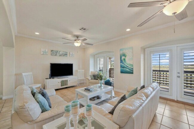 Building Photo - 660 Kara Dr