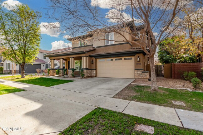 Building Photo - 3751 E Palo Verde St